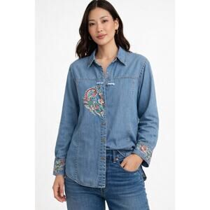 MSRP $128 ✨ XUAN Embroidered Denim Button-Up Blouse – XS (Fits XS–M) ✨